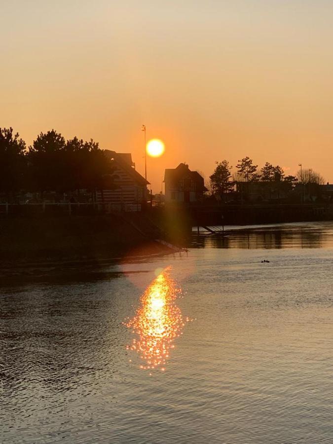 L'Evasion Centre Et Plage Villers-sur-Mer Exteriér fotografie